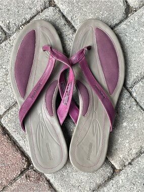 Patagonia Purple and Taupe Women's Sandals
